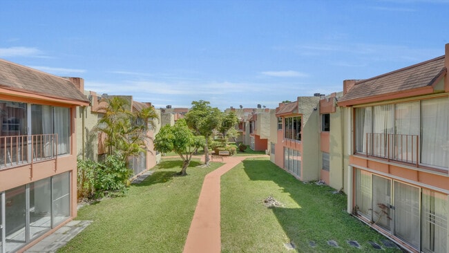 Building Photo - 9390 W Flagler St