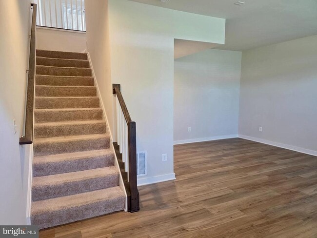 Building Photo - 126 Kinross Ln