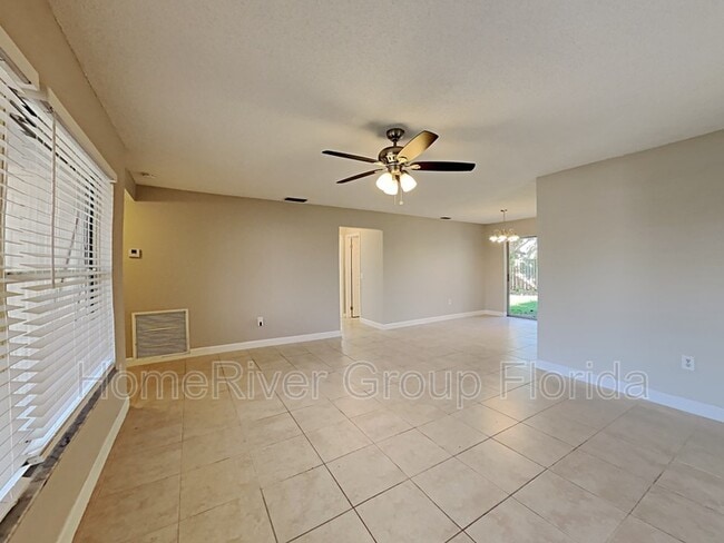 Building Photo - 10651 NW 28th St
