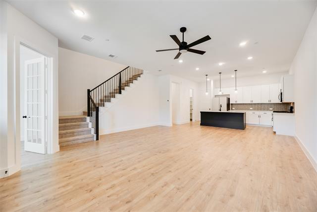 Building Photo - 1300 Eureka Spgs St