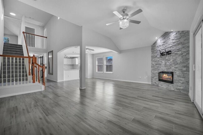 Building Photo - 6006 Barany Ct