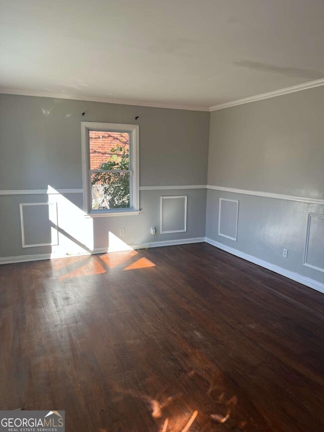 Foto del edificio - 468 Morgan Pl