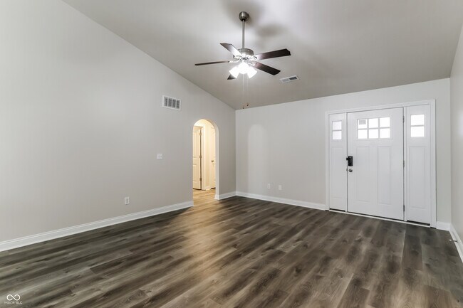 Building Photo - 7608 Samuel Dr