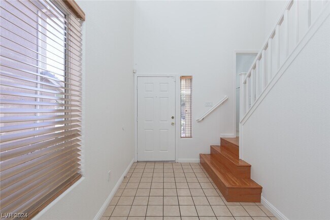 Building Photo - 2468 Wild Ambrosia Ave