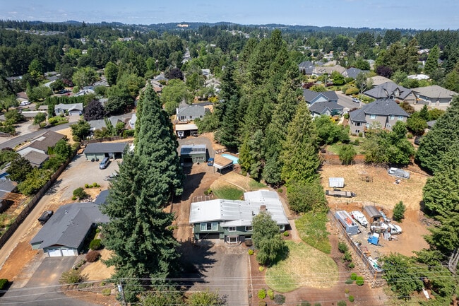 Building Photo - 5415 Sunnyside Rd SE