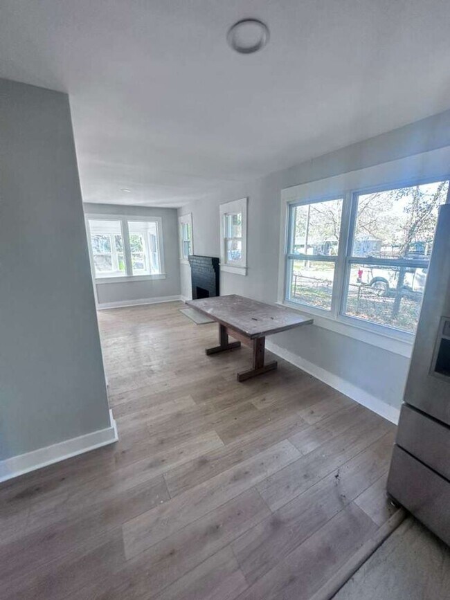 Foto del edificio - Charming 2BR Home for Rent in Jacksonville – Prime Investment Opportunity!