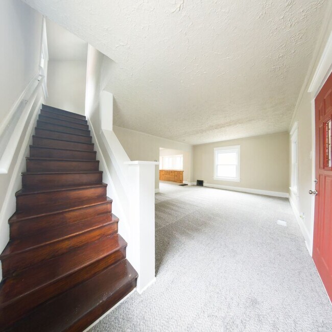 Foto del edificio - 1200 Sqft. 2 Bedroom 1 Bath