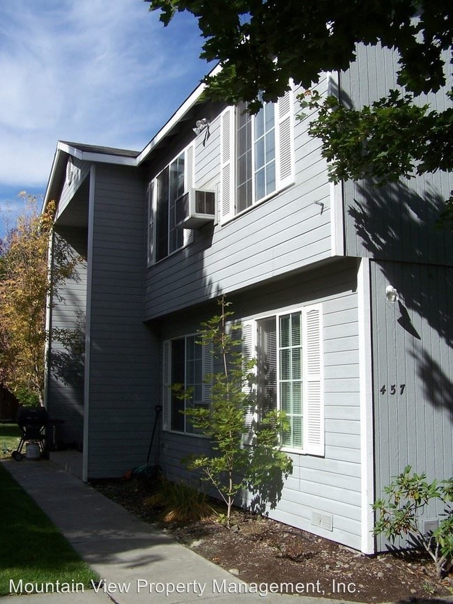 Building Photo - 457 NW 17th St