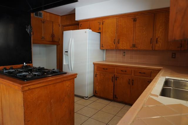 Building Photo - 821 N Hampton Rd