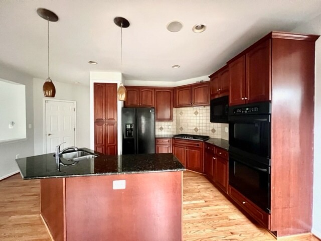 Building Photo - 8930 Edmonston Dr