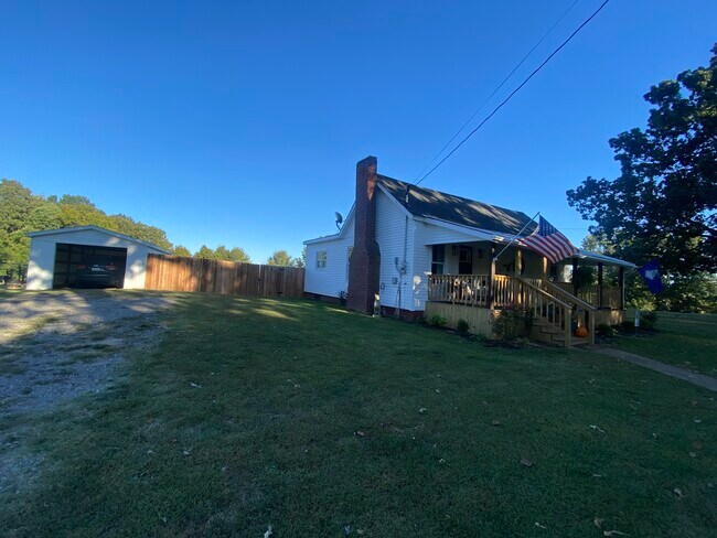Building Photo - 5425 TN-225