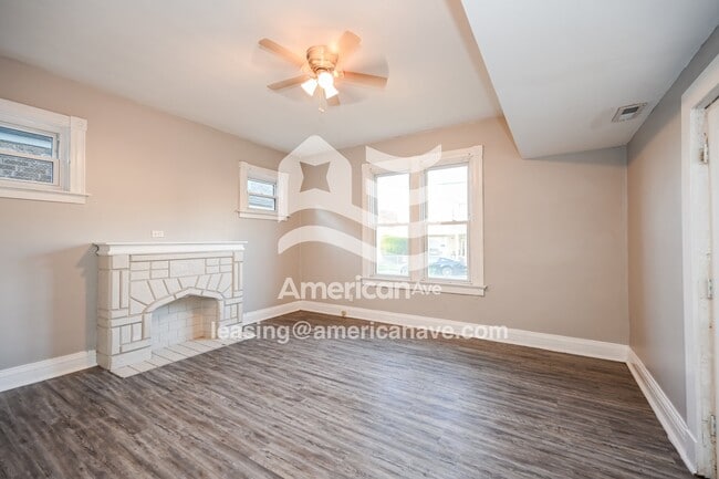 Building Photo - 908 Maple Ave