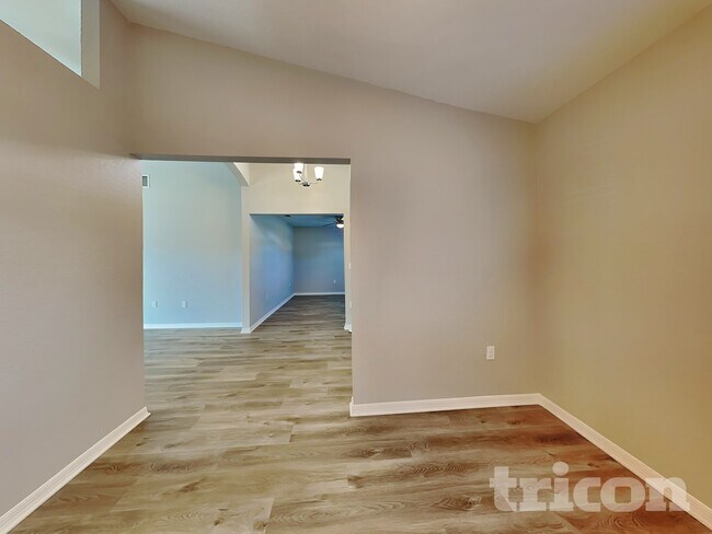 Foto del edificio - 3113 Winchester Estates Loop