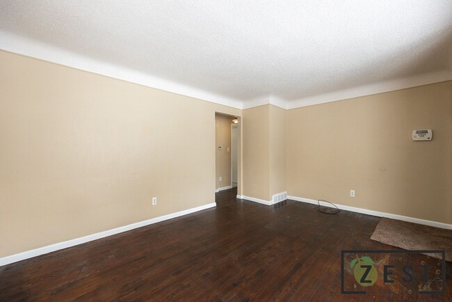 Building Photo - WELCOME HOME!!!!!