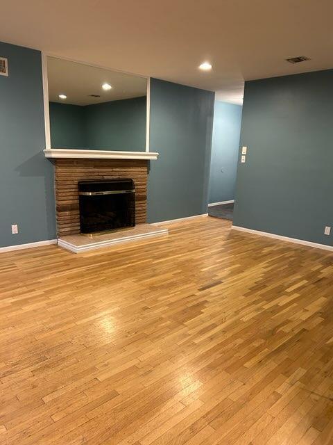 Foto del edificio - 6208 Enfield Ave