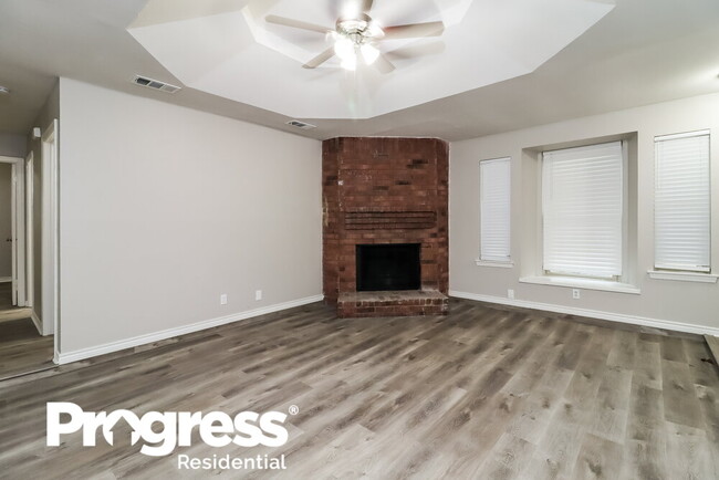 Building Photo - 6401 Springfield Dr