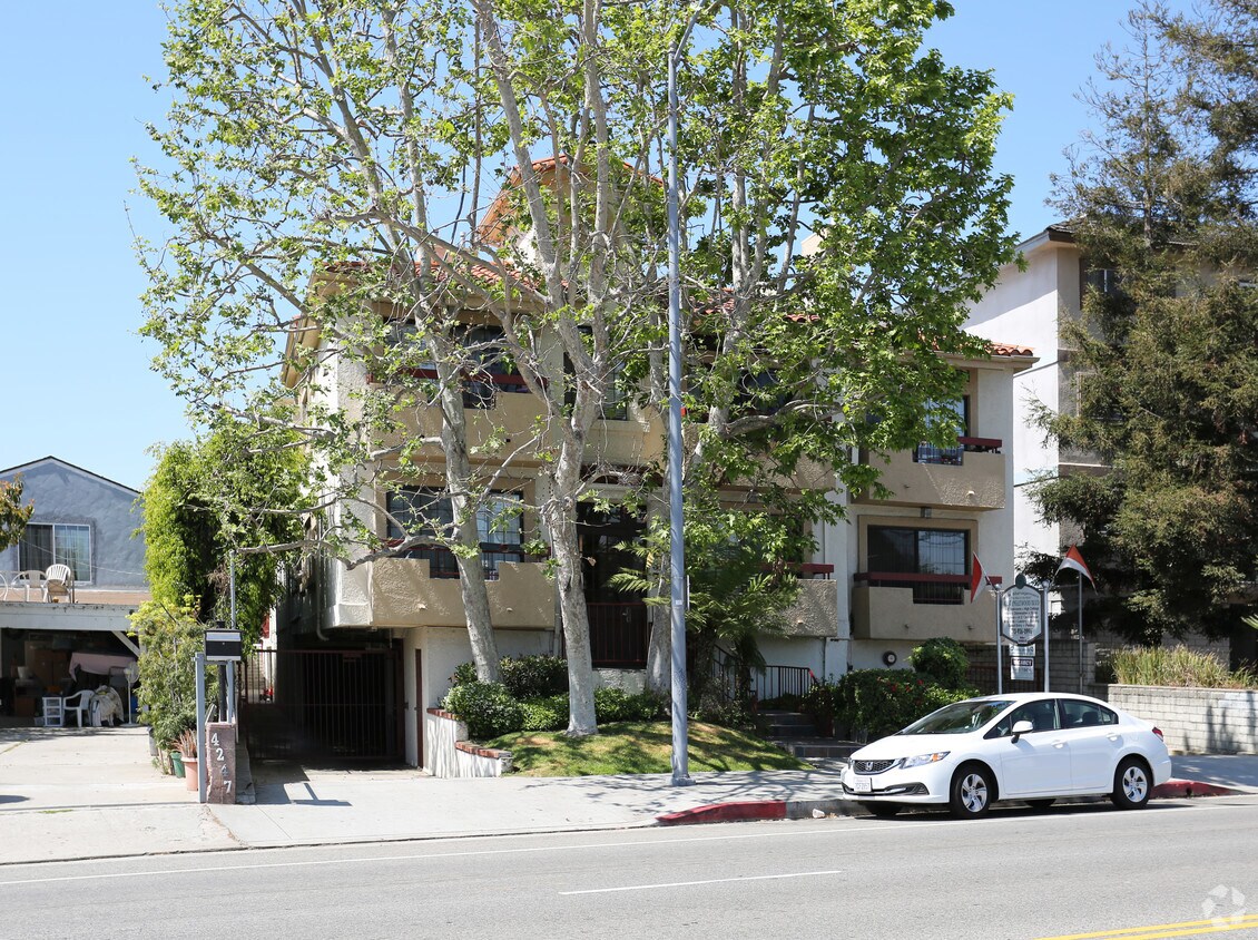 Foto del edificio - 4237 Inglewood Blvd