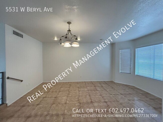 Foto del edificio - 5531 W Beryl Ave