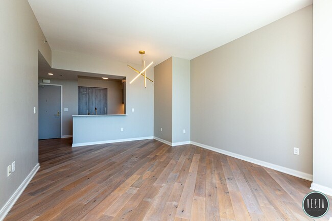 Foto del edificio - ELEGANT CITY 1BD/1BA RETREAT WITH SKYLINE ...