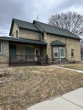 Building Photo - 701 9th Ave N