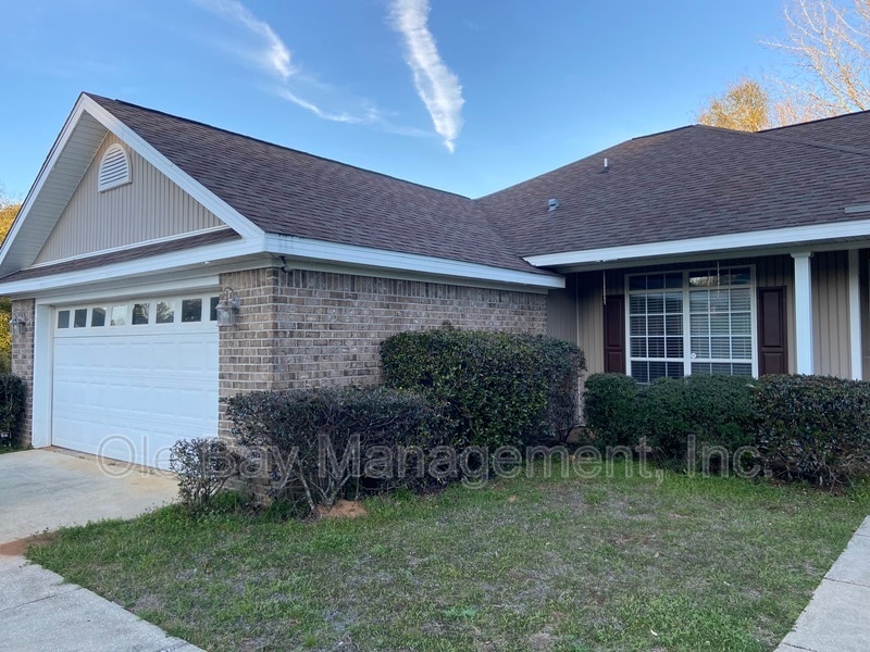 Primary Photo - 2030 Ark Dr E
