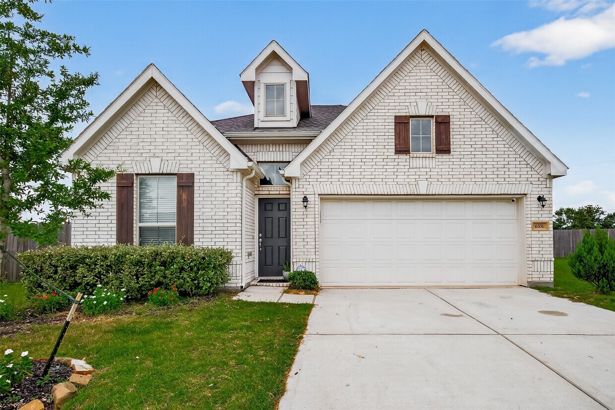 Foto principal - 6331 Feverfew Trail