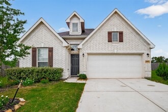Building Photo - 6331 Feverfew Trail