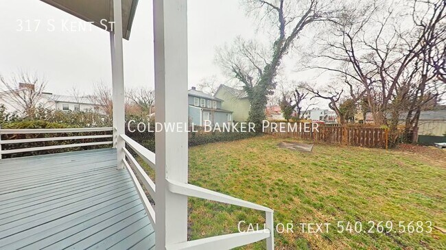 Building Photo - Four (4) bedroom home close to the walking...