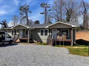 Building Photo - 382 Miller Ave