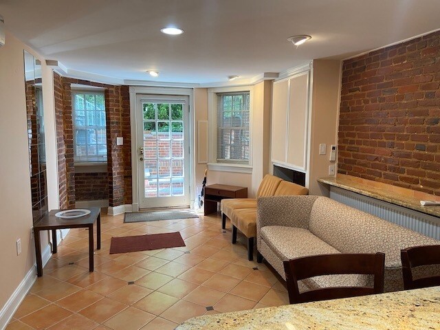 Foto del edificio - 3319 16th St NW