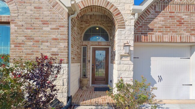 Building Photo - 4540 Mesquite Terrace Dr