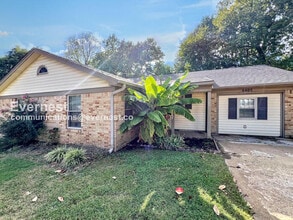 Building Photo - 8405 Greenbrook Pkwy