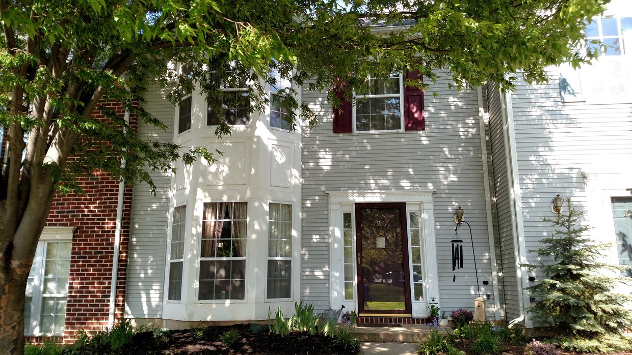 1967 Delancey St, Hellertown, PA 18055 Townhouse for Rent in