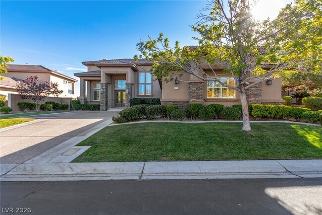 Building Photo - 9805 Queen Charlotte Dr