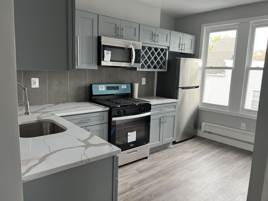 Foto principal - 1761 John F. Kennedy Blvd