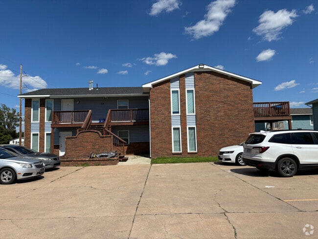 Building Photo - 254 N Brunswick St