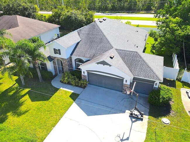 Building Photo - 24 E Diamond Dr