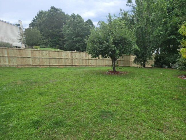 Foto del edificio - 4534 Aerie Ln