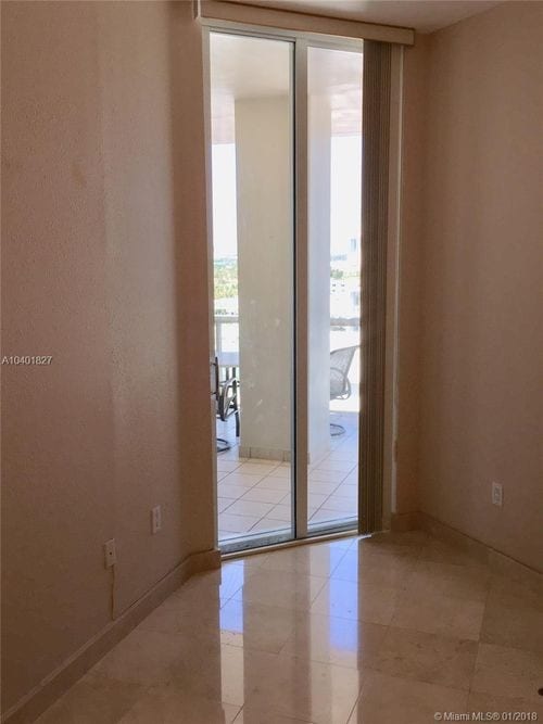Building Photo - 8926 Collins Ave