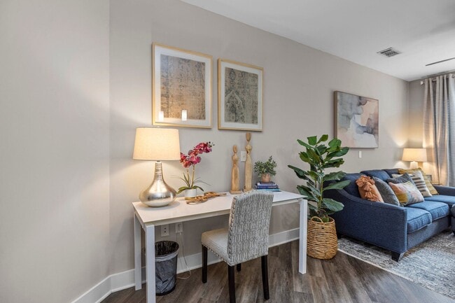 Building Photo - Mezzo 1