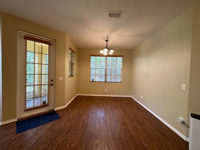 Foto del edificio - Oviedo Townhome!  Must See!