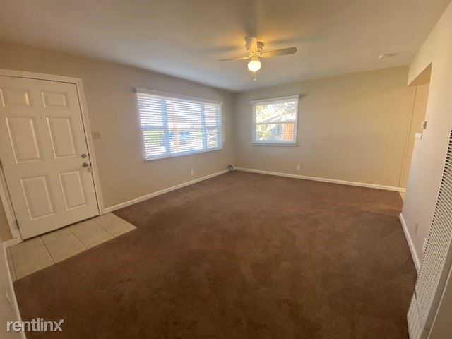 Building Photo - 3 br, 1 bath House - 2176 Lausett Avenue