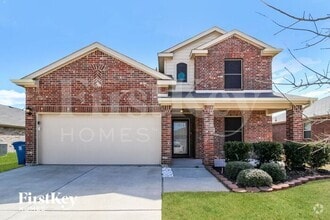 Building Photo - 309 Plum Dr