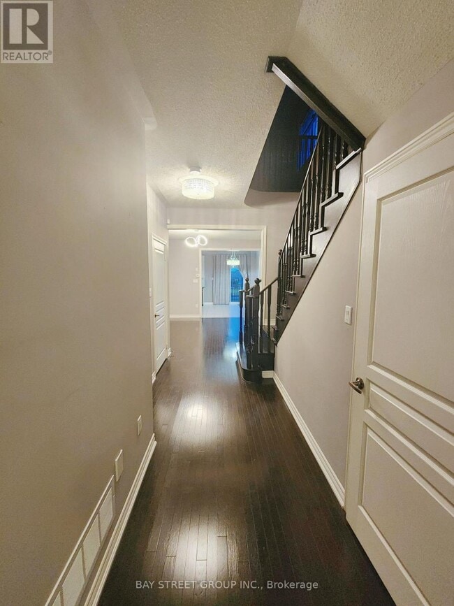 Building Photo - 93 Alexie Way