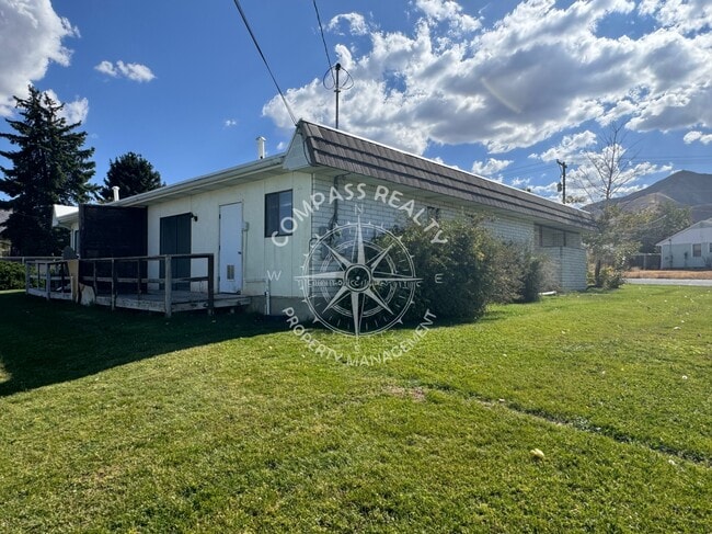 Building Photo - 258 W 400 S