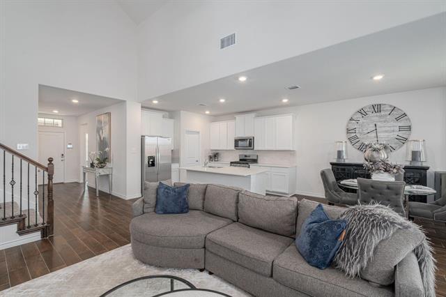 Foto del edificio - 11121 Canyon Oak St
