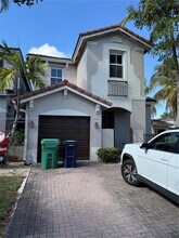 Building Photo - 904 SW 154th Path