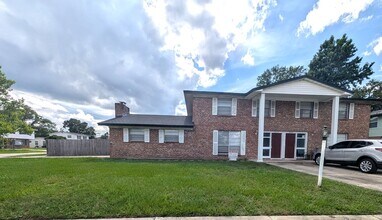 Building Photo - 6038 Bizier Rd