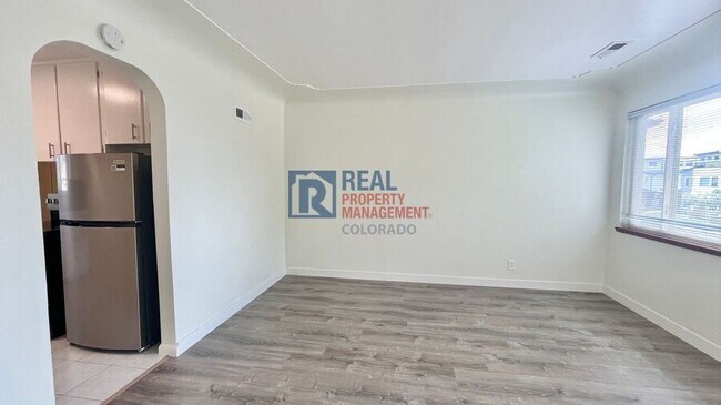 Foto del edificio - 2318 S Cherokee St