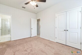Building Photo - 360 Spiny Lizard Ln